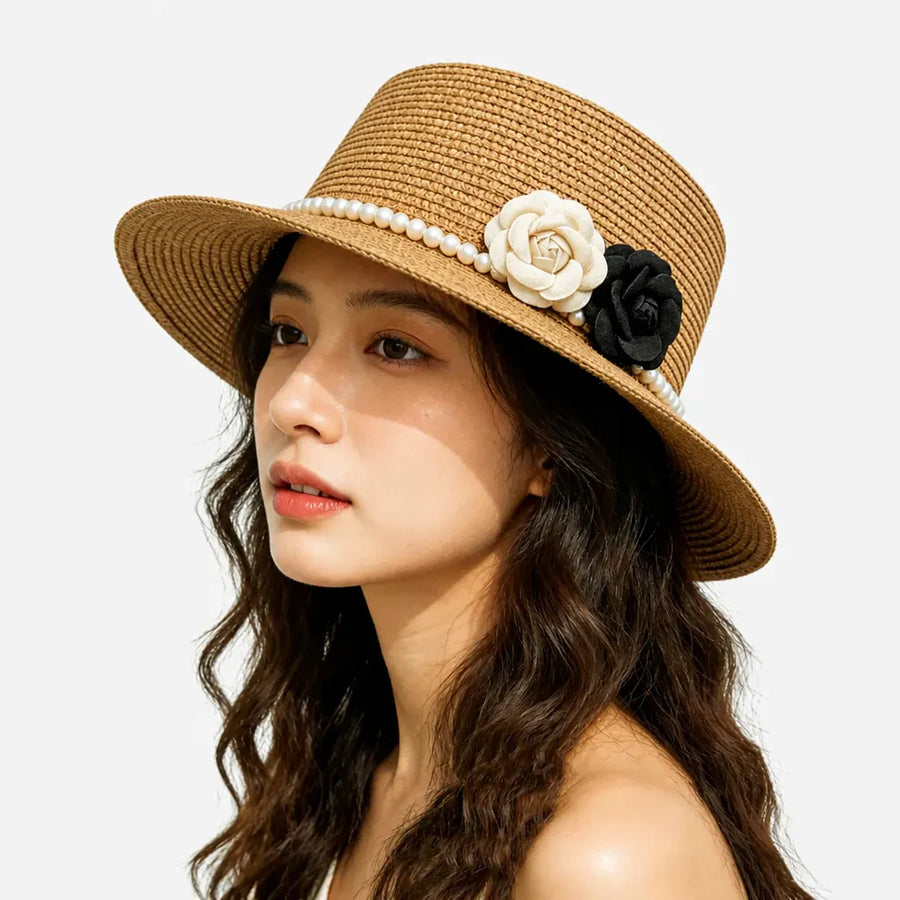 La boîte à chapeaux Chapeau Femme de Plage - Camelia et Perles Style Retro