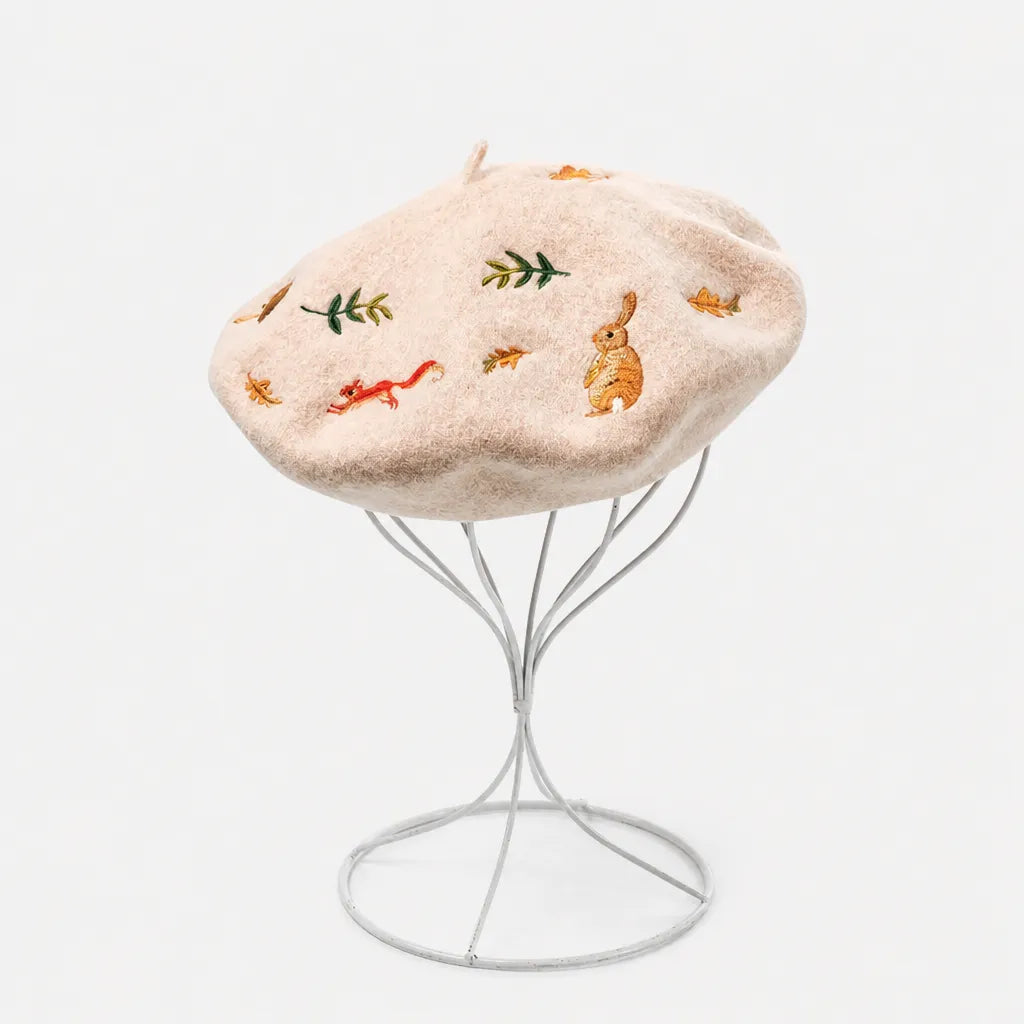 Beret Artiste Peintre - Brode Motif Lapin et Ecureuil