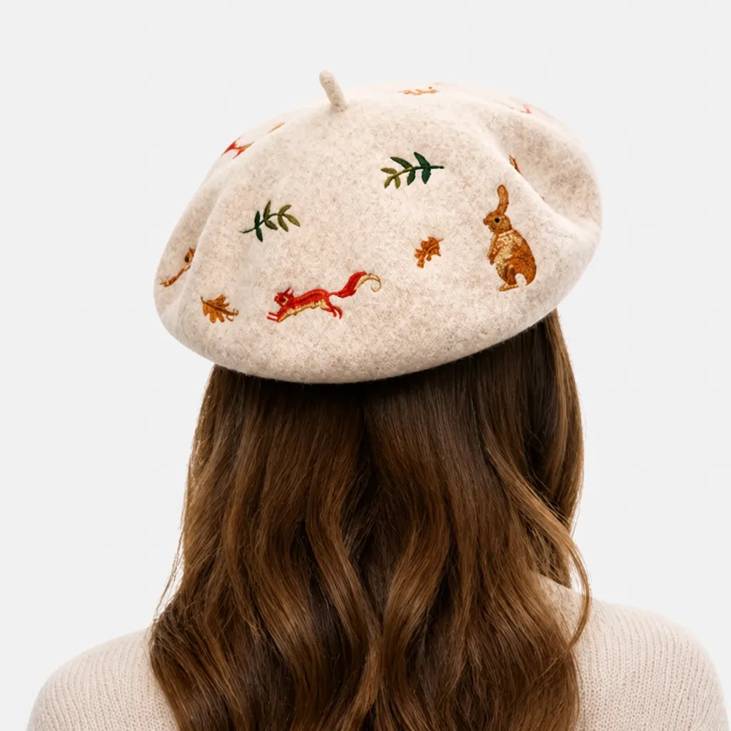 Beret Artiste Peintre - Brode Motif Lapin et Ecureuil