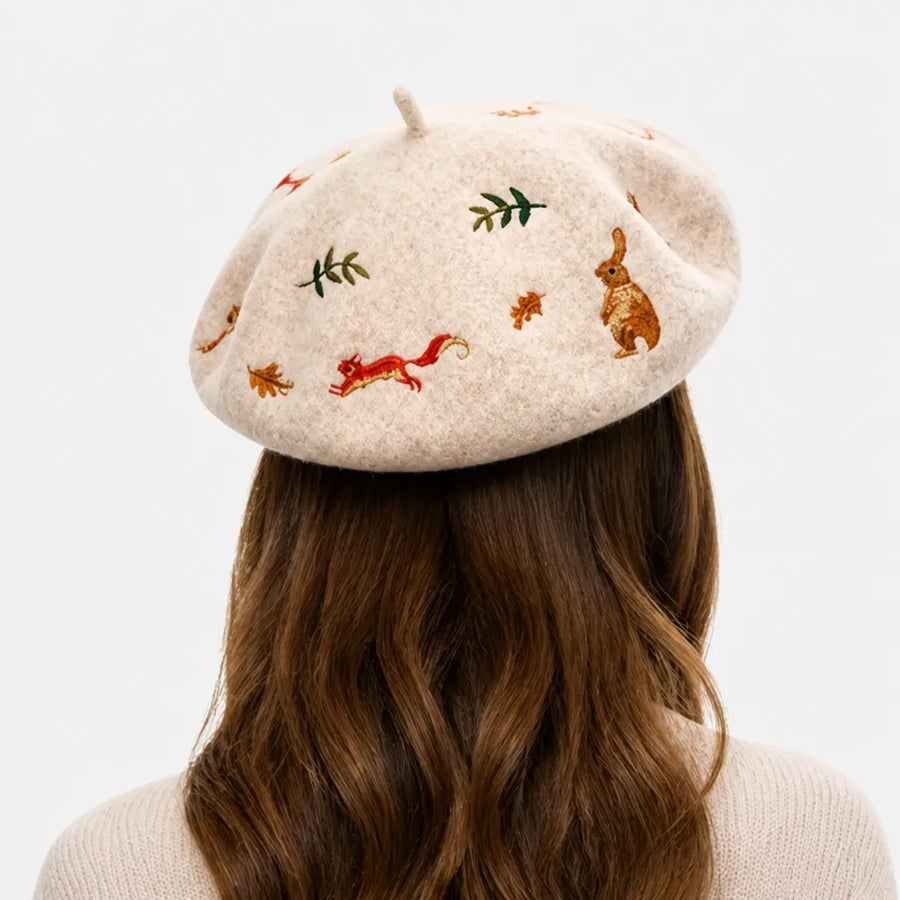 Beret Artiste Peintre - Brode Motif Lapin et Ecureuil