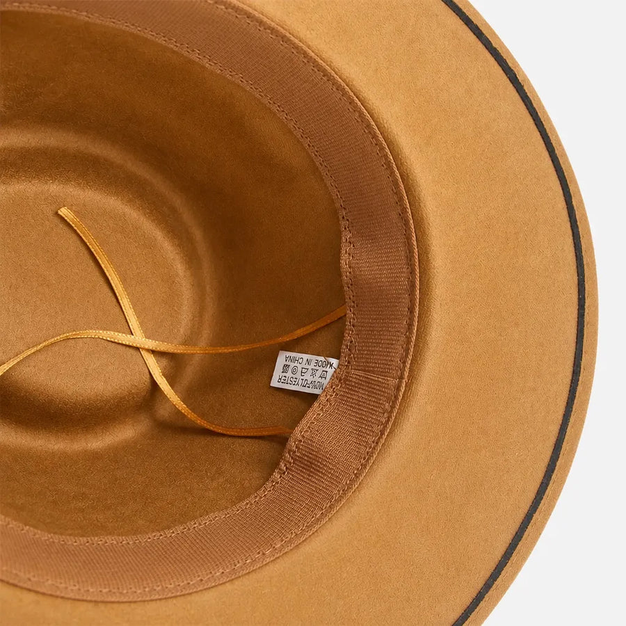 Chapeau Western - Large Bord Releve et Ceinture en Cuir Ethnique