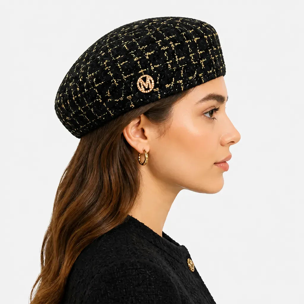 La boîte à chapeaux Beret de Peintre - Octogonal a Damier Geometrique et Fils Dores