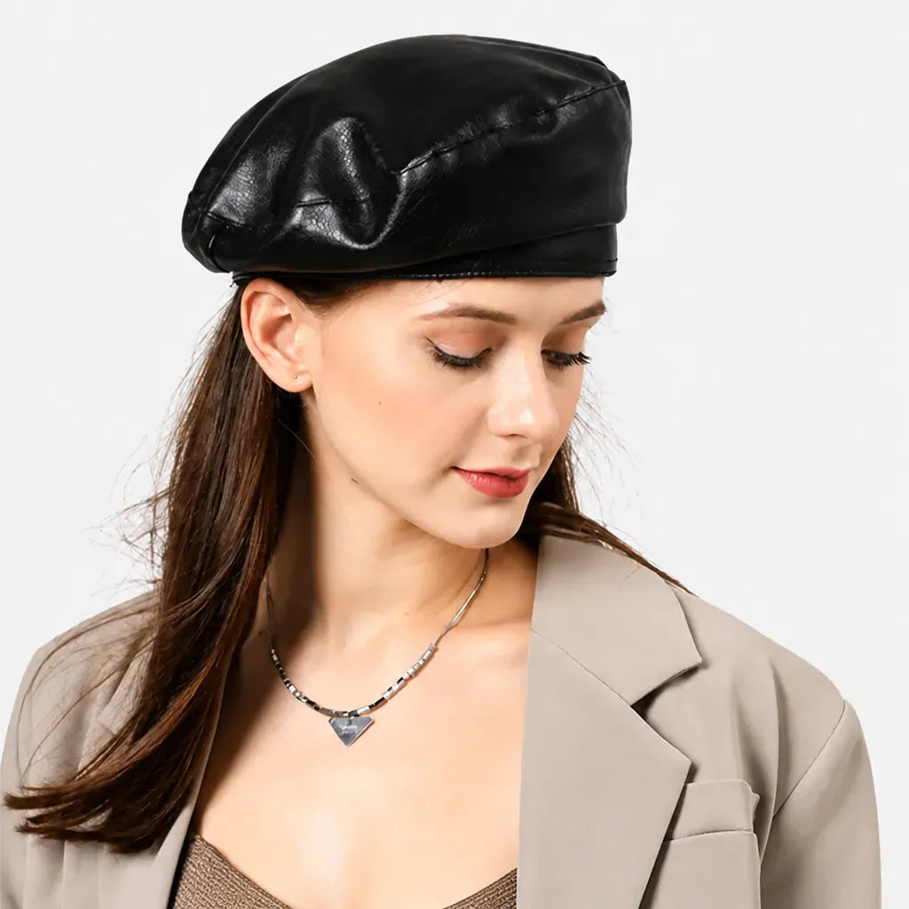 La boîte à chapeaux Beret Simili Cuir Femme - Uni et Elegant Style Artiste Francais