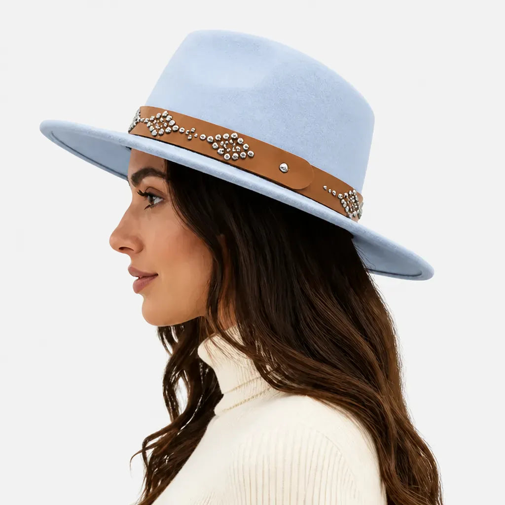 La boîte à chapeaux Chapeau Feutre Large Bord Femme - Ceinture Cloutee Style Gambler