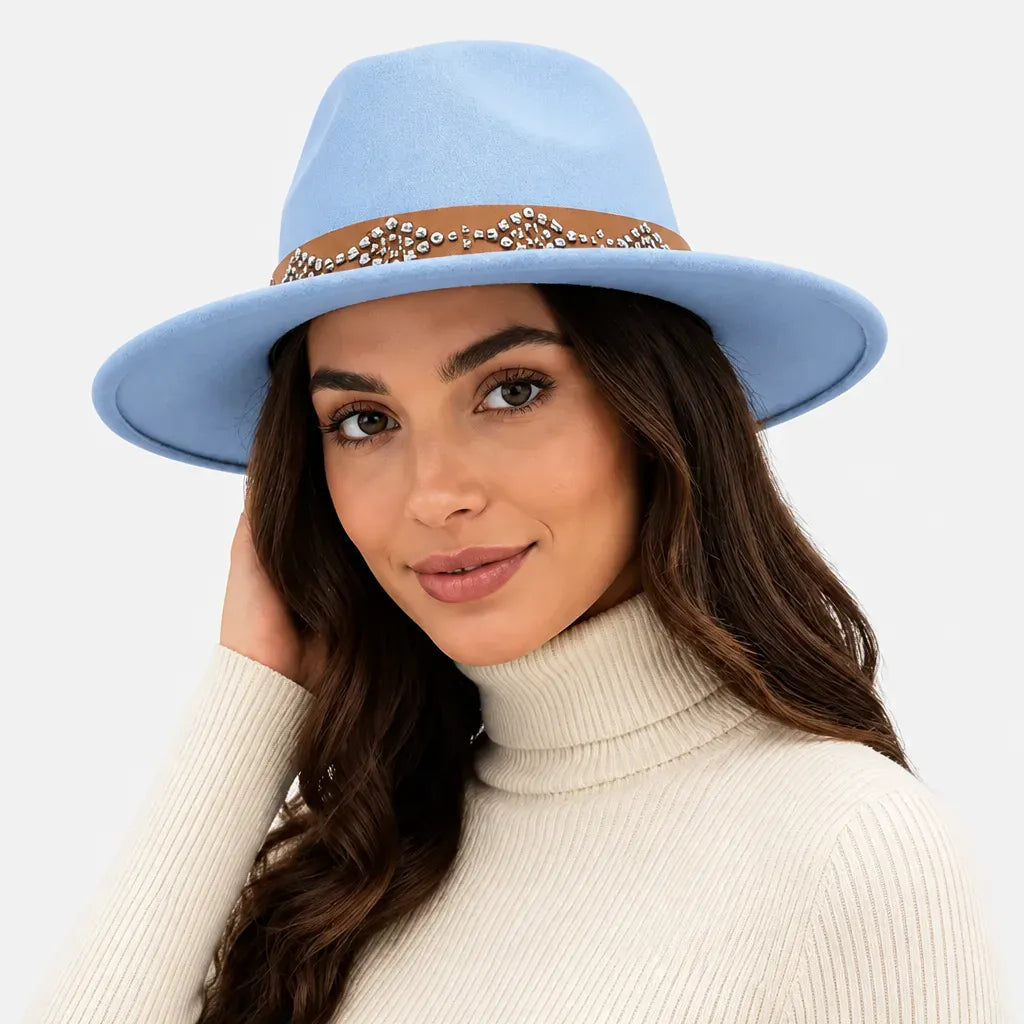 La boîte à chapeaux Chapeau Feutre Large Bord Femme - Ceinture Cloutee Style Gambler