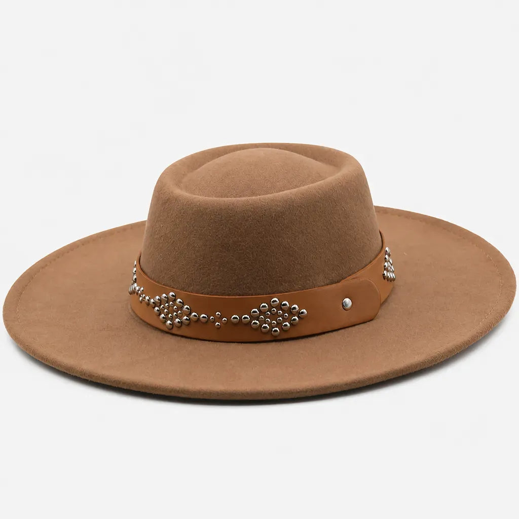 La boîte à chapeaux Chapeau Feutre Large Bord Femme - Ceinture Cloutee Style Gambler