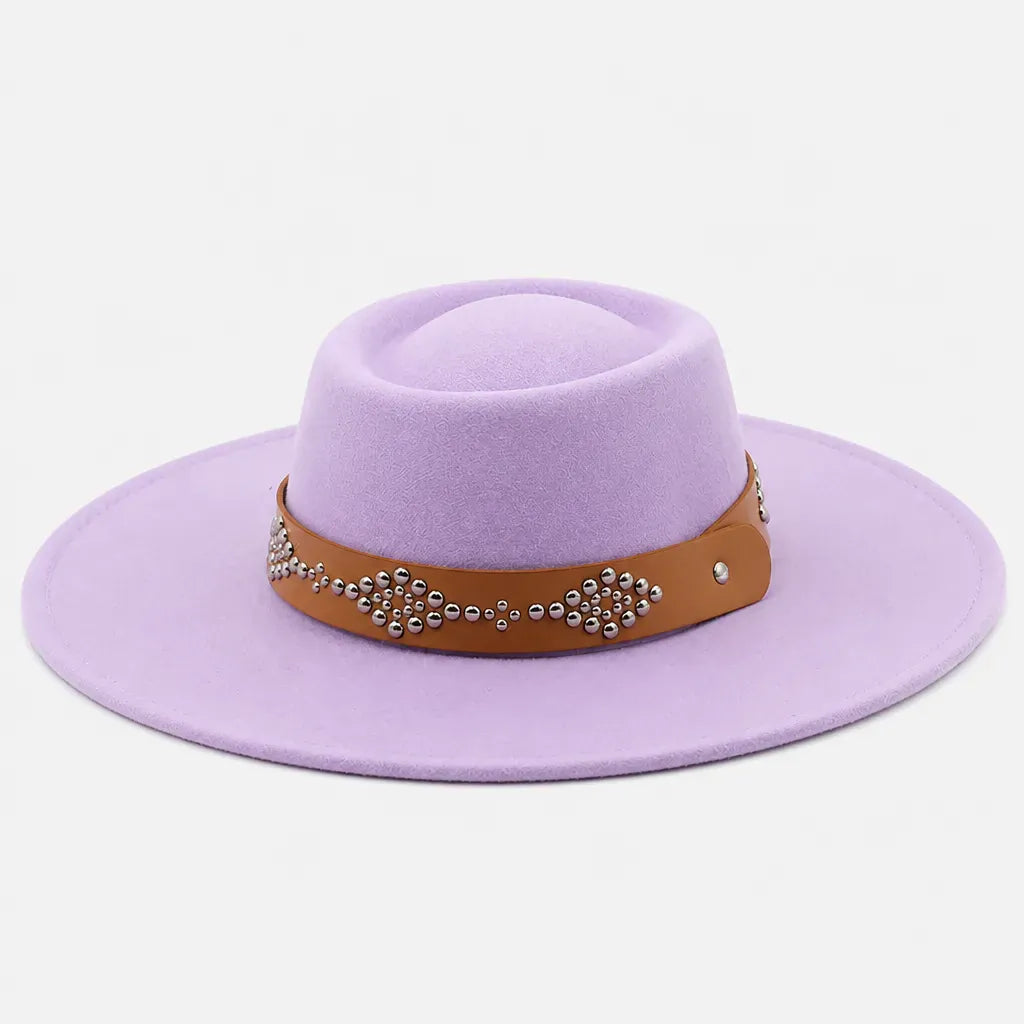 La boîte à chapeaux Chapeau Feutre Large Bord Femme - Ceinture Cloutee Style Gambler