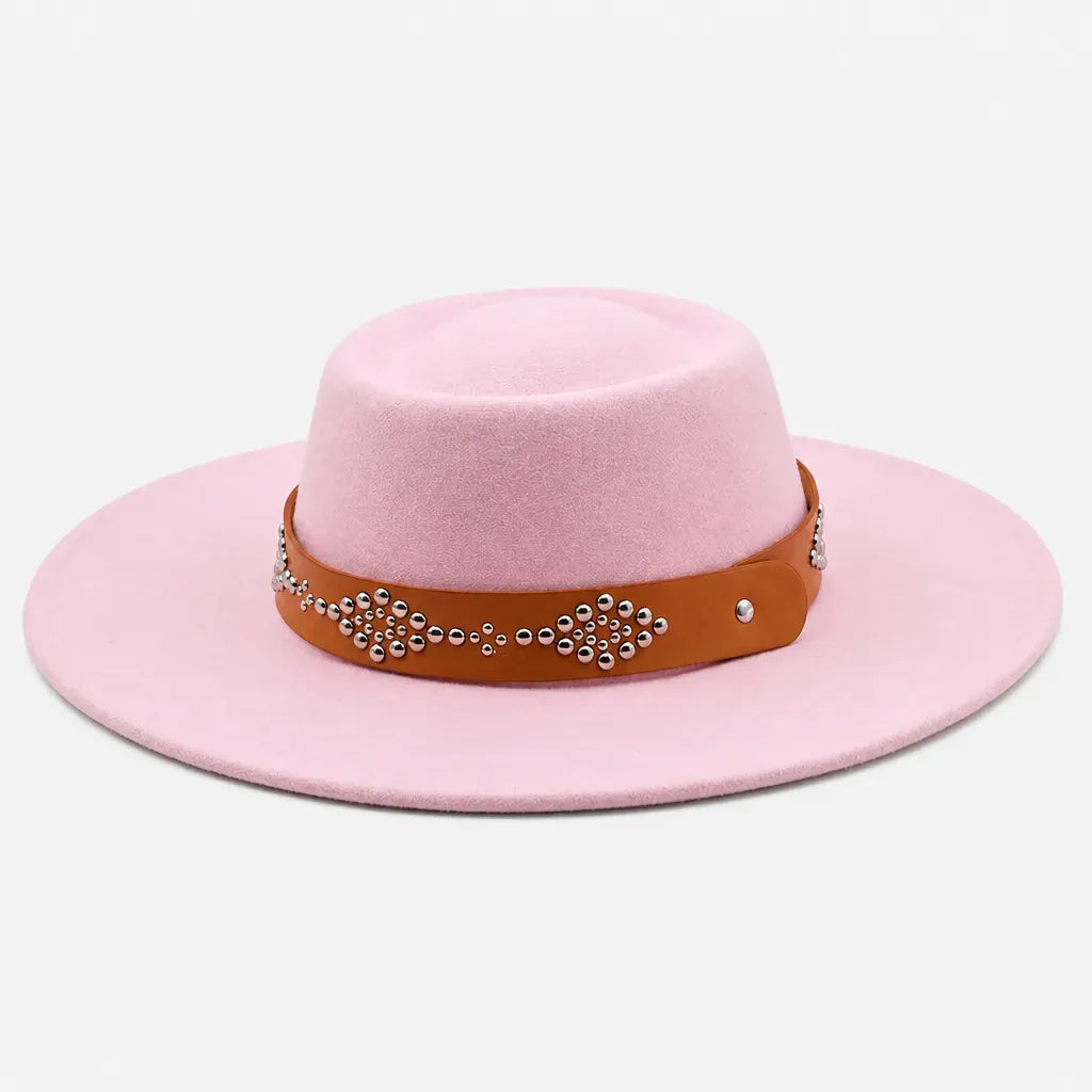 La boîte à chapeaux Chapeau Feutre Large Bord Femme - Ceinture Cloutee Style Gambler