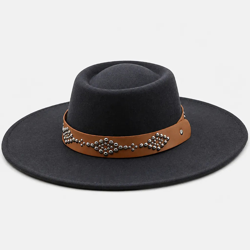 La boîte à chapeaux Chapeau Feutre Large Bord Femme - Ceinture Cloutee Style Gambler