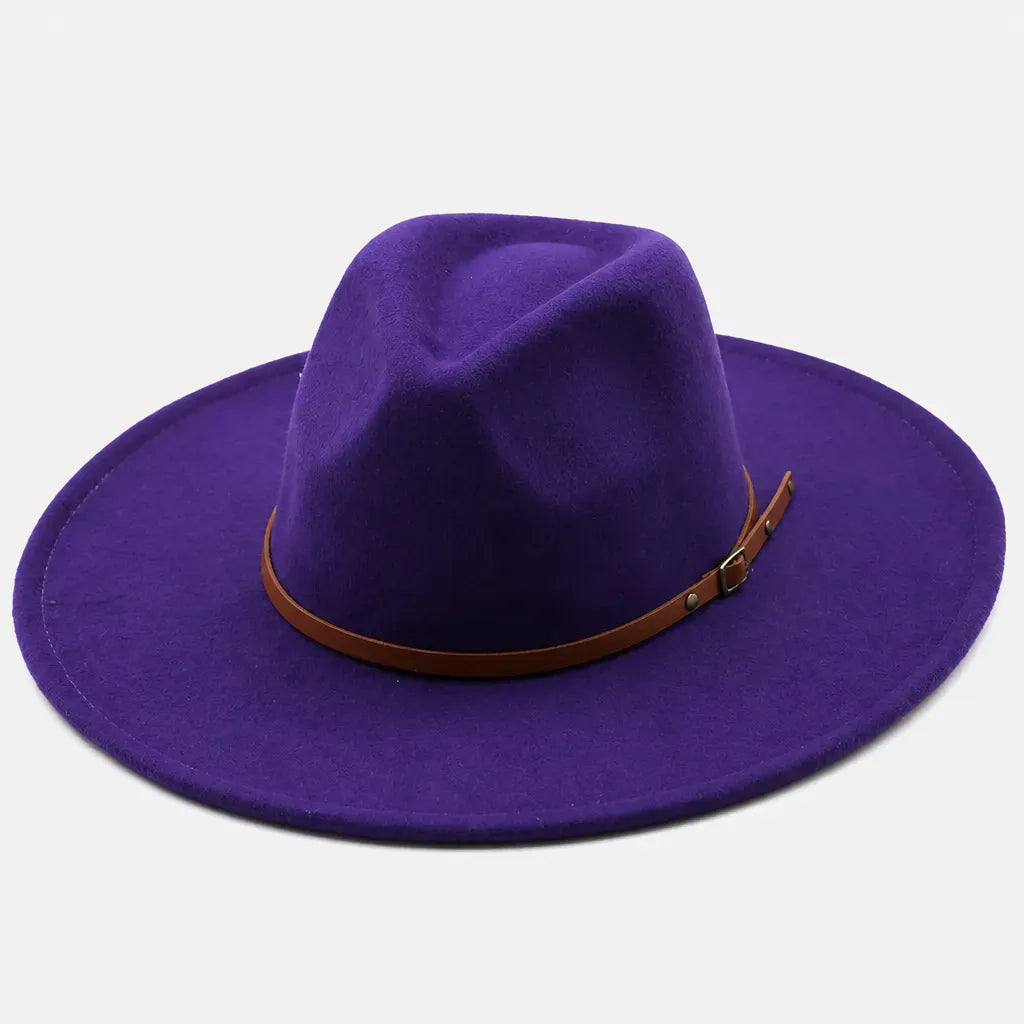 La boîte à chapeaux Chapeau Large Bord - Fedora Jazz a Ceinture en Cuir Marron