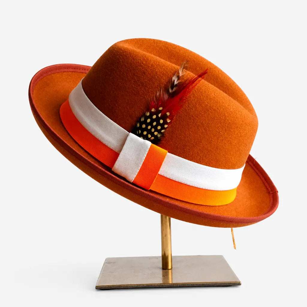La boîte à chapeaux Chapeau Retro Femme - Caramel Bord Courbe avec Noeud